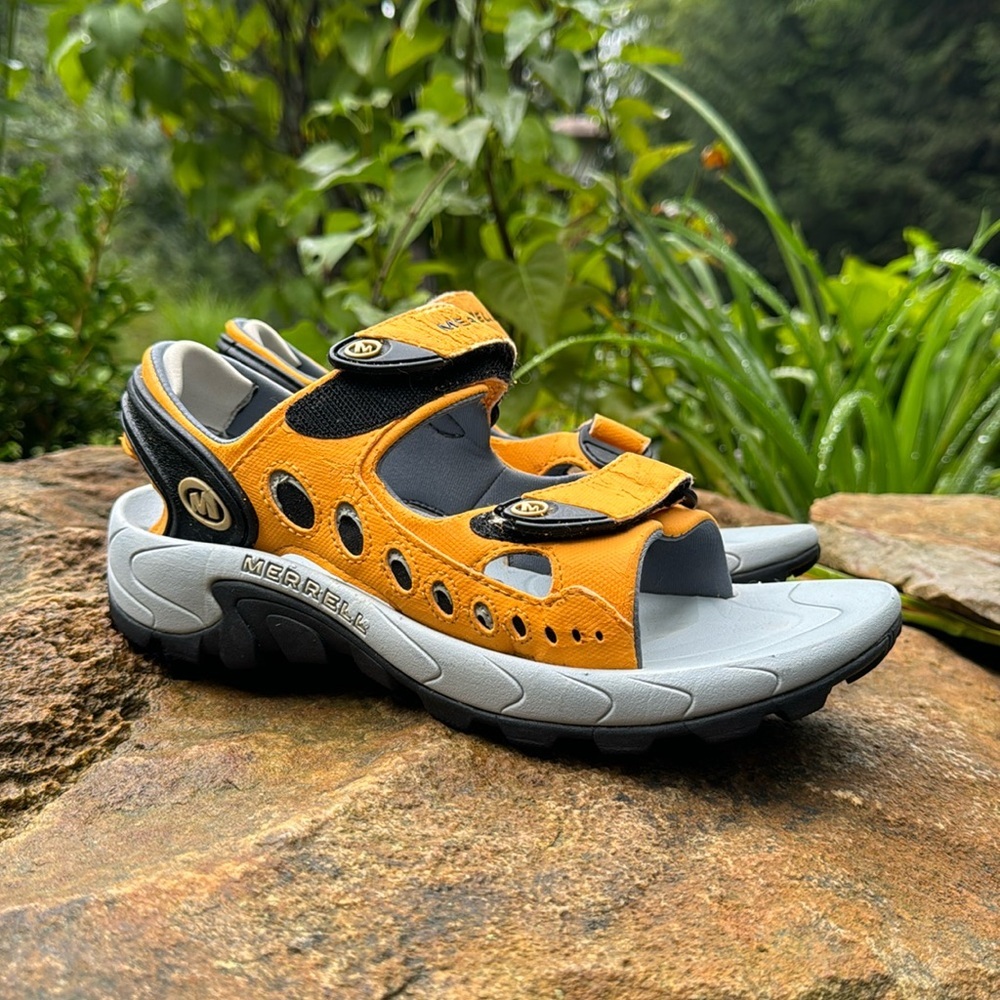 Merrell sandals women’s size 7